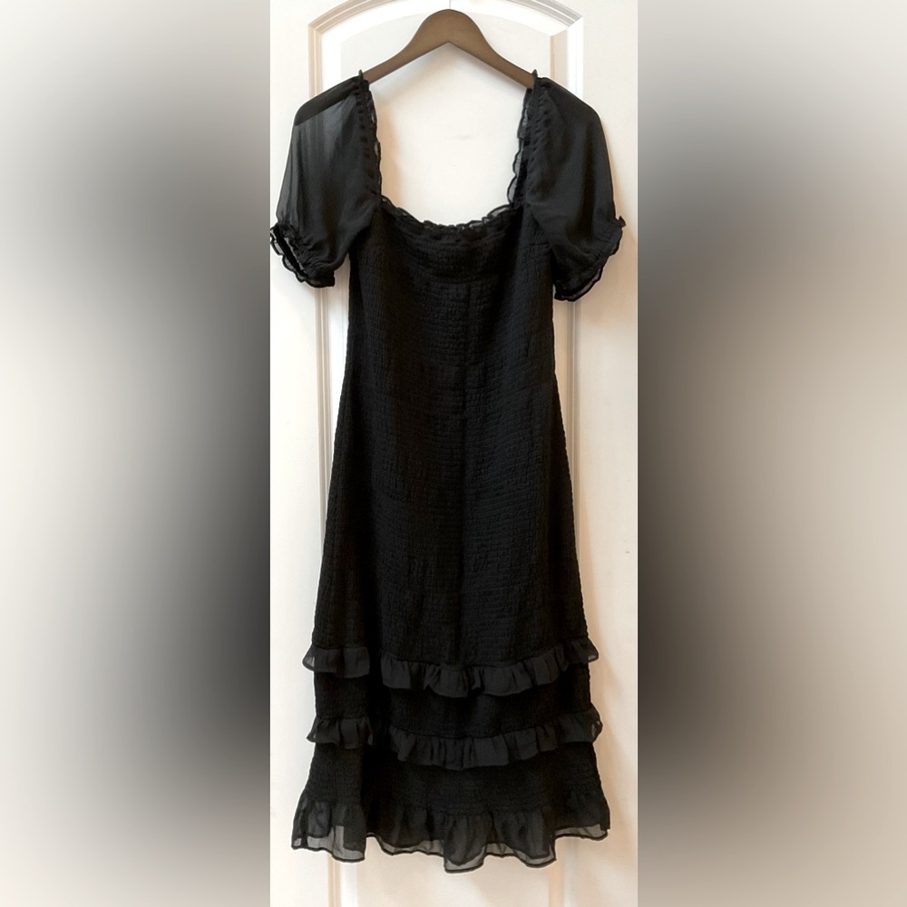 Abercrombie & Fitch Smocked Puff Sleeve Midi Dress - Picture 2 of 6